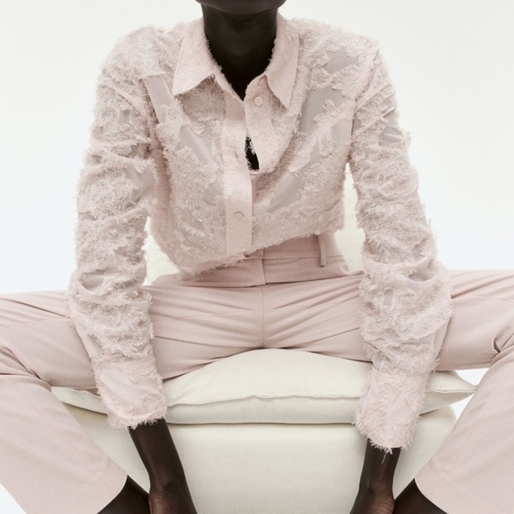 Pink floral Shirt - Picture 2 of 9